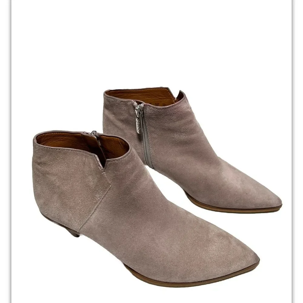 Franco Sarto Suede Booties / Ankle boots - Sz 6